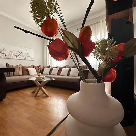 Isabell Apartment ตริกาลา ภายนอก รูปภาพ