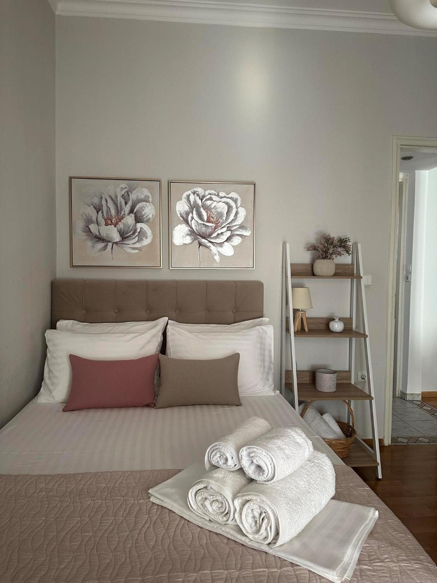 Isabell Apartment ตริกาลา ภายนอก รูปภาพ